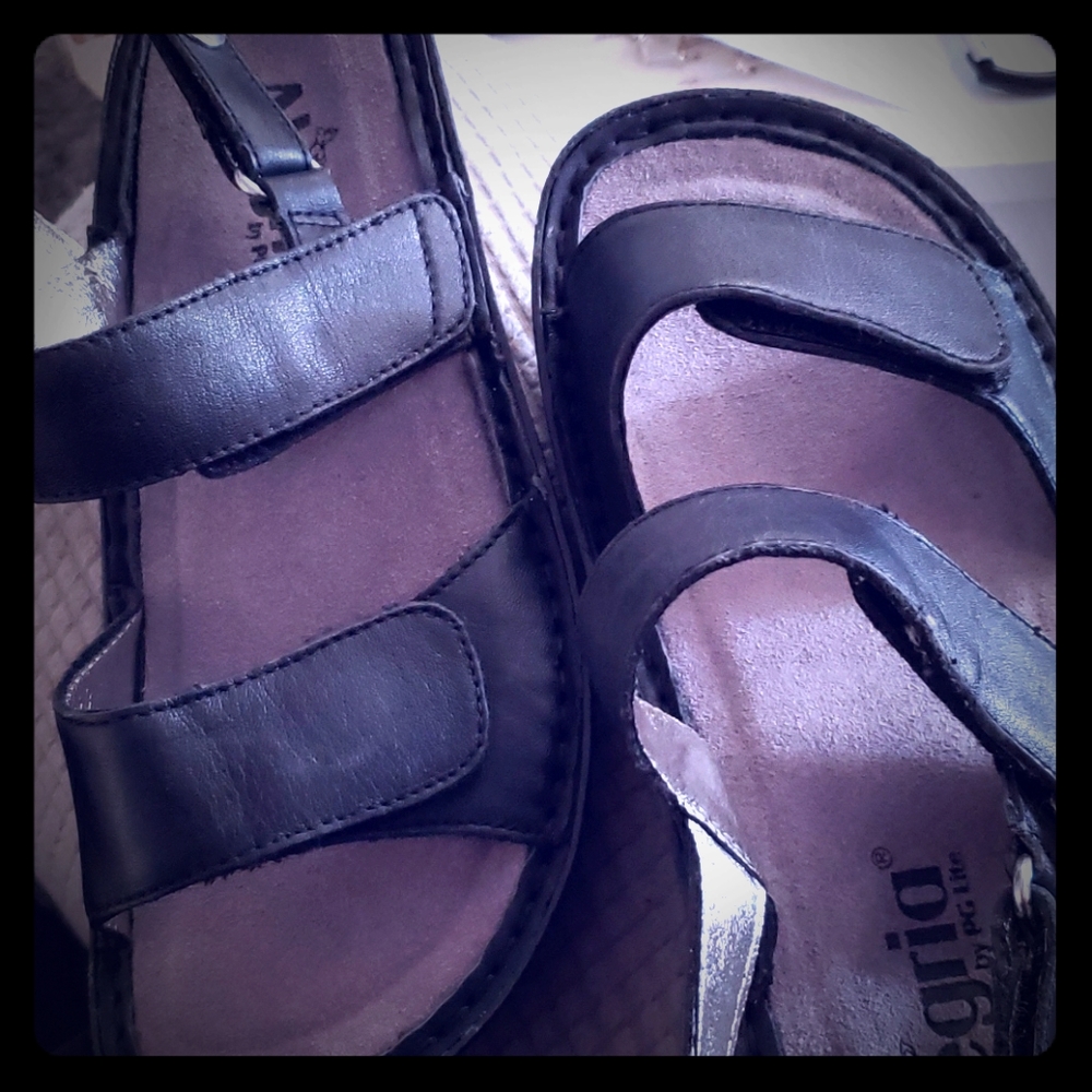 ALEGRIA VELCRO SANDLES